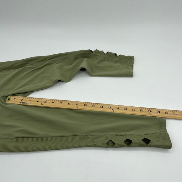 ATHLETA Salutation Stash II Pocket Cutout 7/8 Legging Womens Size XSP Green - Picture 6 of 7